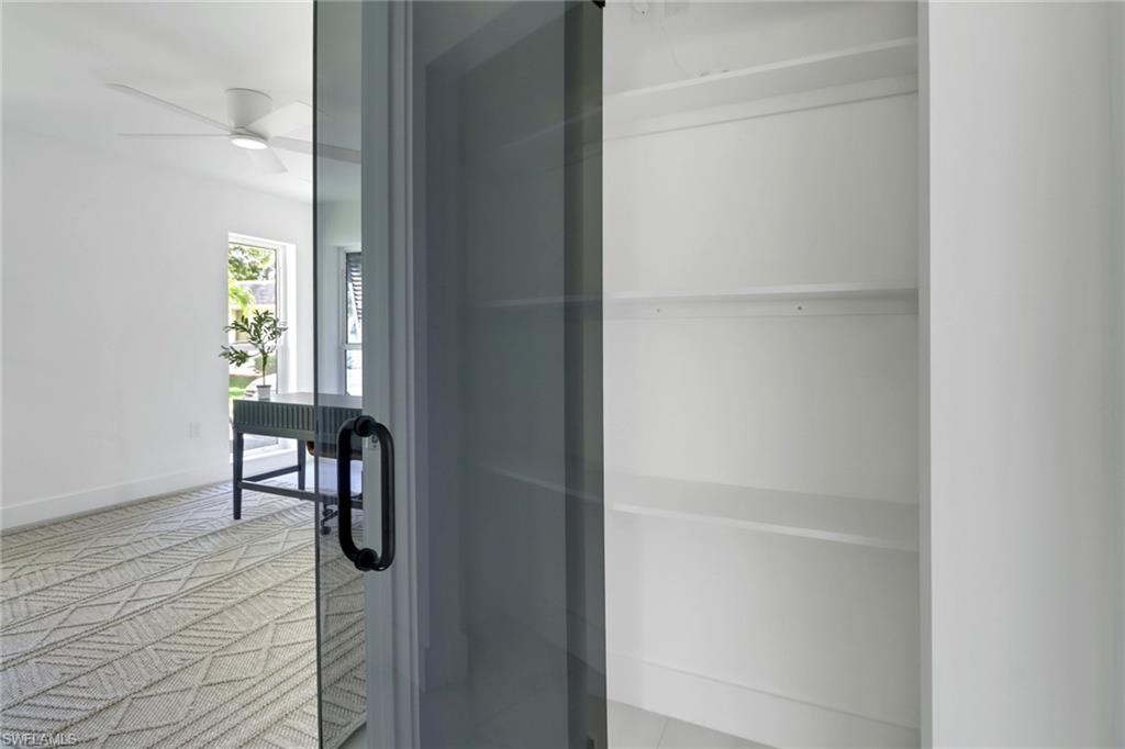 ROYAL ARMS VILLAS - Residential Lease