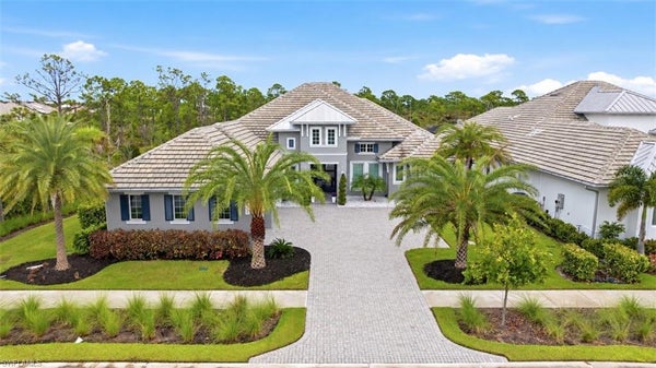 8785 SANTO DOMINGO DR, NAPLES, FL 34112 - Image 4337756f487bf6087fa16449cbced64a/1237631866