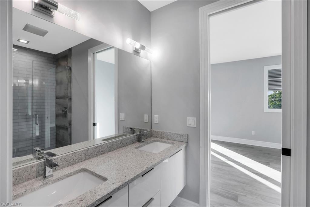 MARCO BEACH - Residential