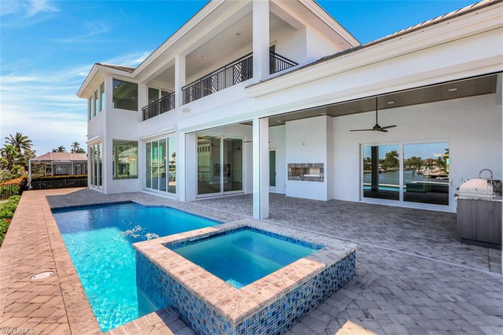 MARCO BEACH - Residential