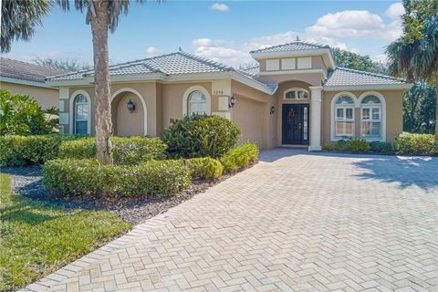 3290 Midship DR NORTH FORT MYERS FL 33903
