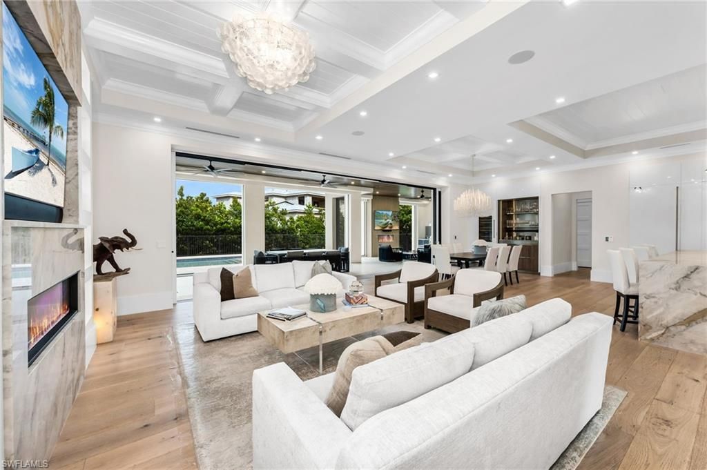 Photo of 3190 Crayton RD, NAPLES, FL 34103 (MLS # 225078131)