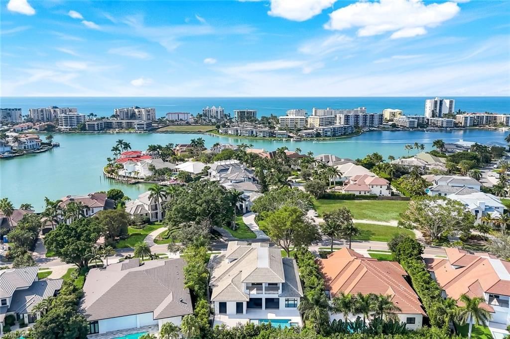 Photo of 3190 Crayton RD, NAPLES, FL 34103 (MLS # 225078131)