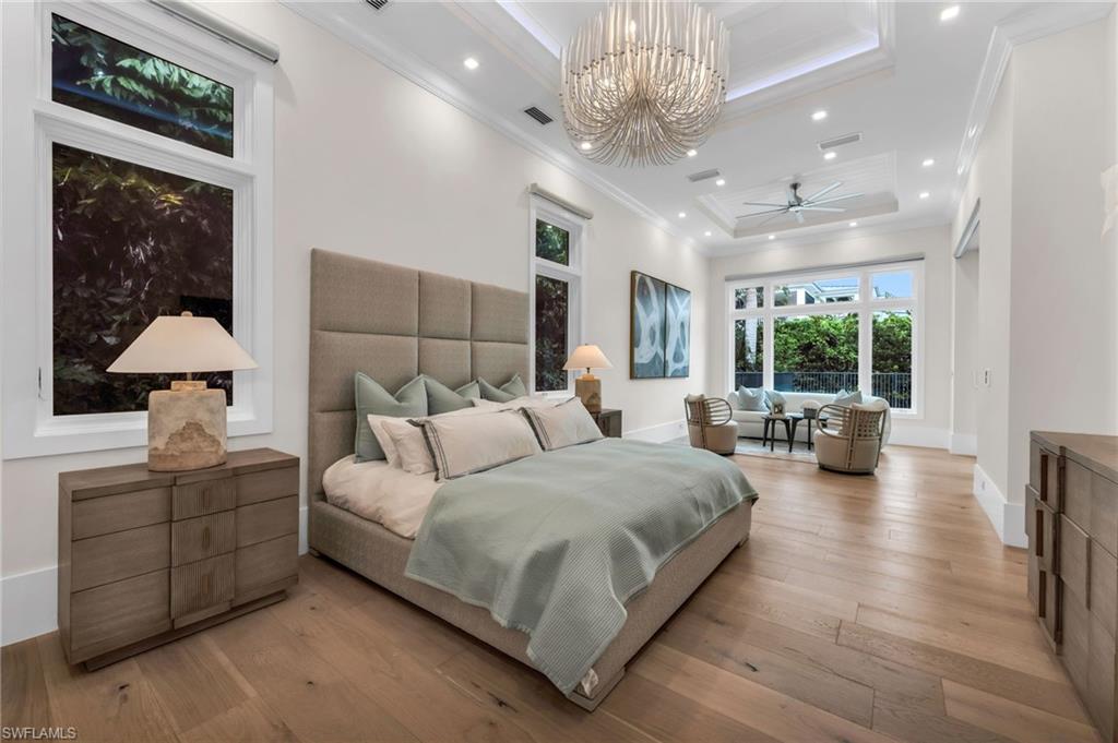 MOORINGS - Residential