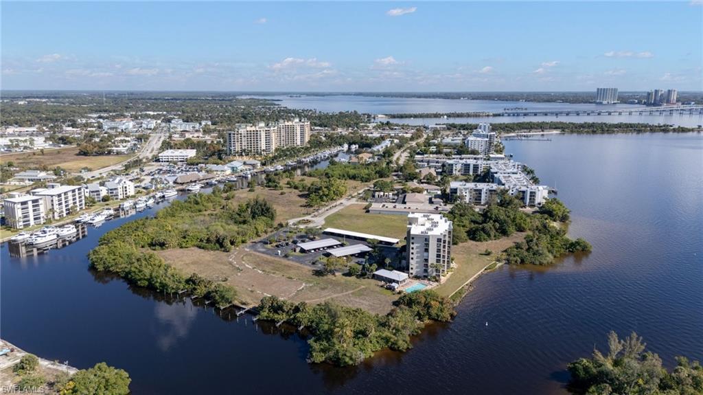 MOORINGS POINT CONDO - Residential