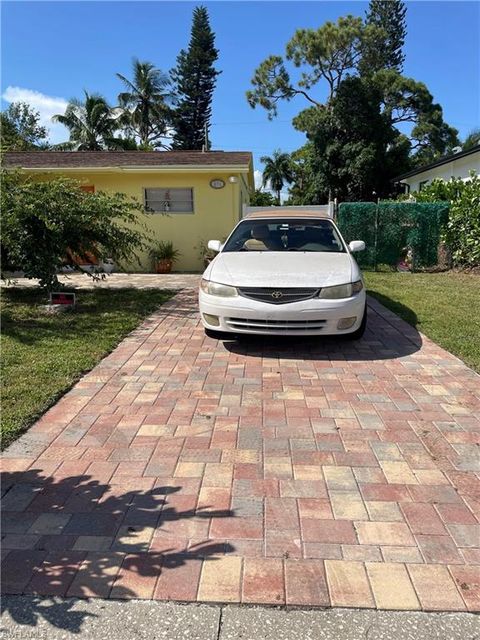 A home in NAPLES