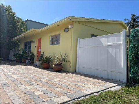 A home in NAPLES