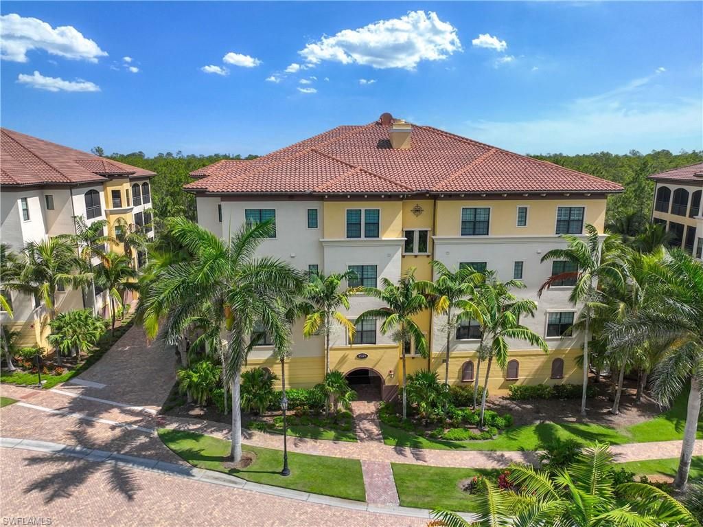 Photo of 2745 Tiburon BLVD E #102, NAPLES, FL 34109 (MLS # 225045455)