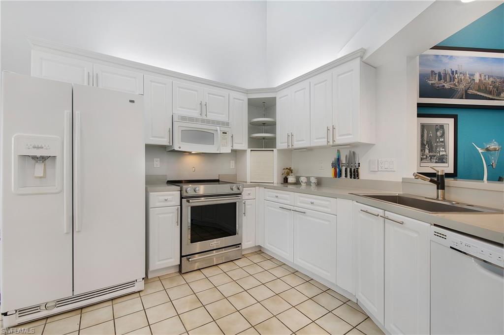 AVALON - Residential Lease