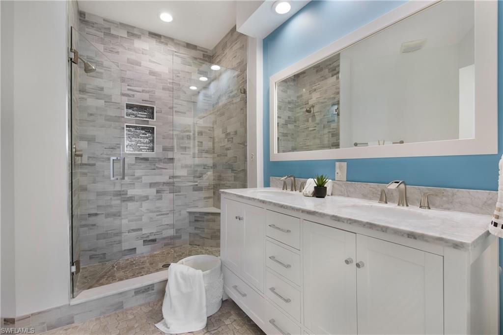 AVALON - Residential Lease