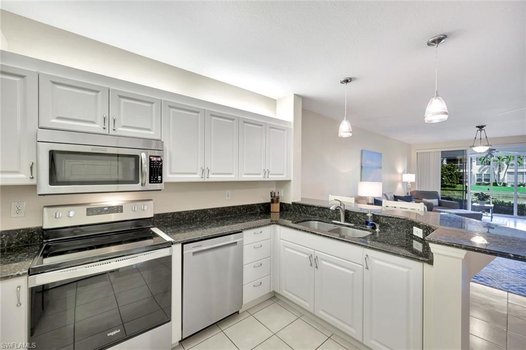 LIGHTHOUSE BAY - Residential