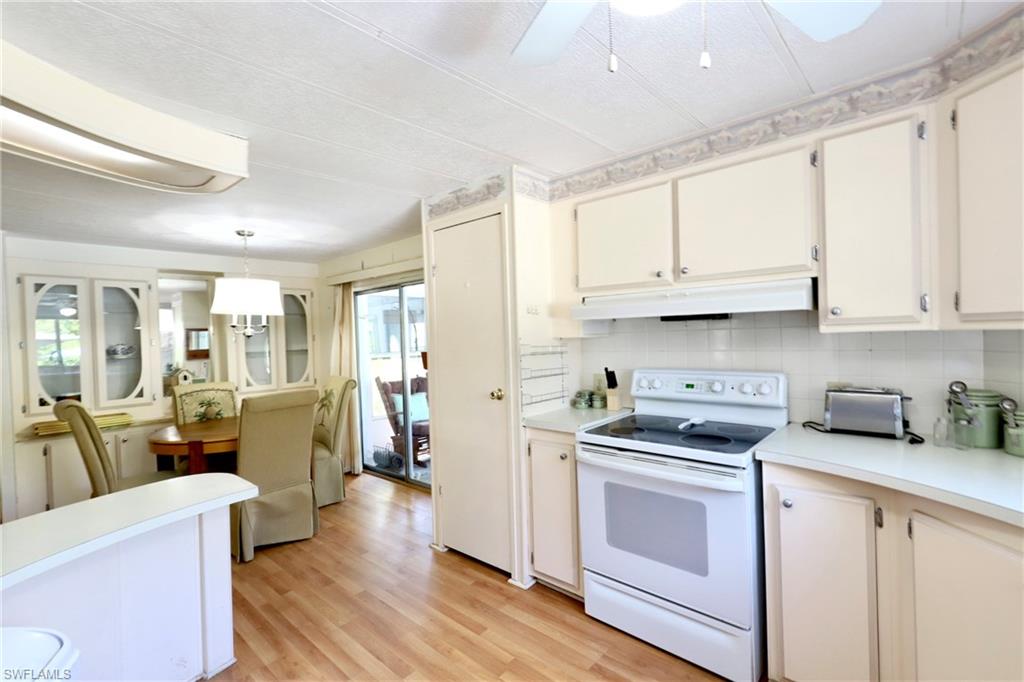 LAUREL ESTATES MOBILE HOME VIL - Residential