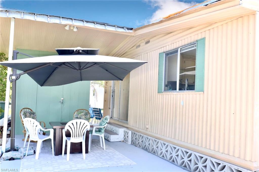 LAUREL ESTATES MOBILE HOME VIL - Residential