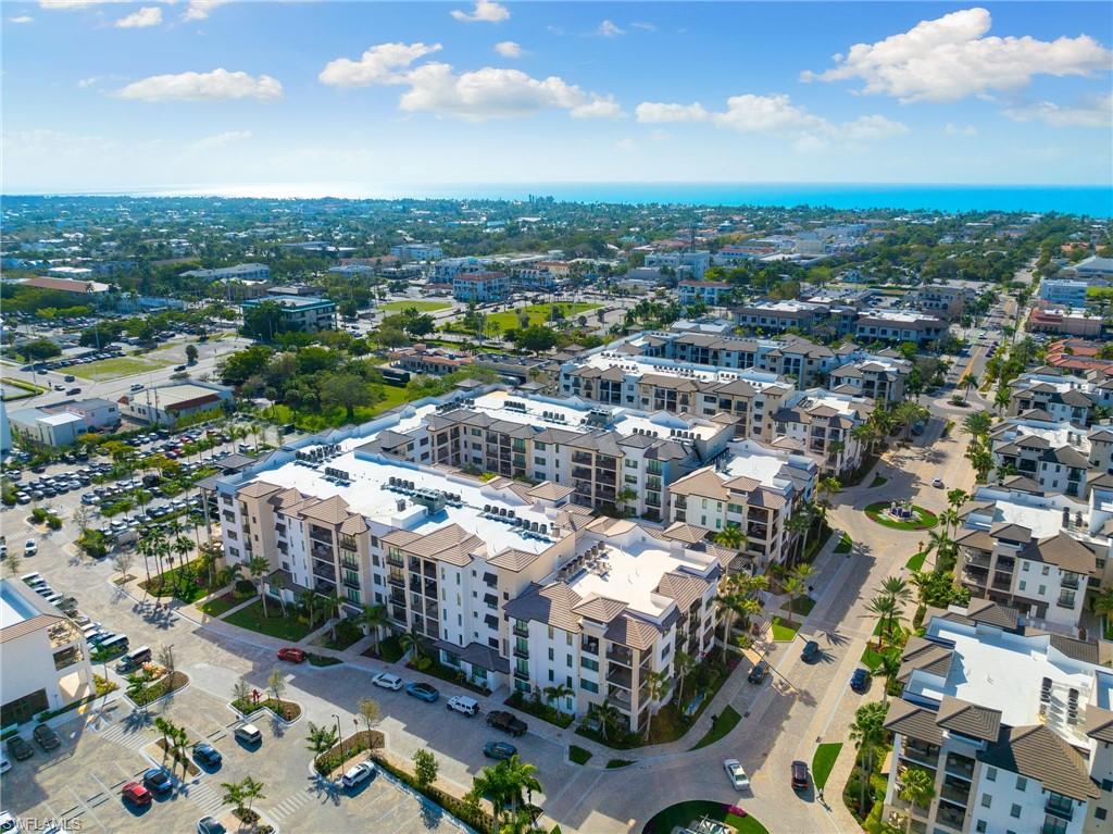 QUATTRO AT NAPLES SQUARE - Residential