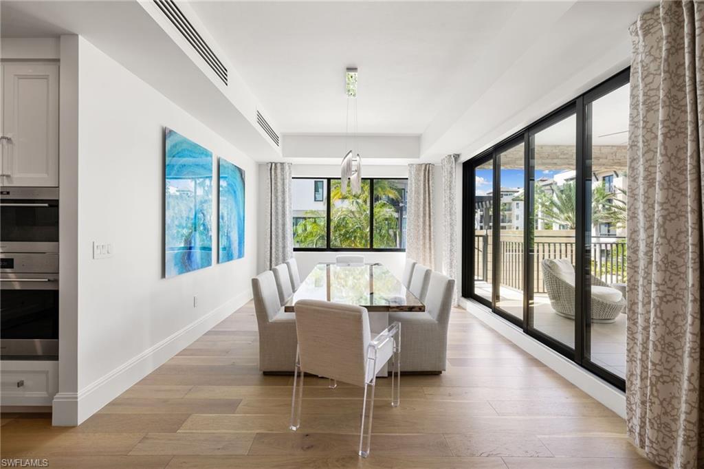 QUATTRO AT NAPLES SQUARE - Residential