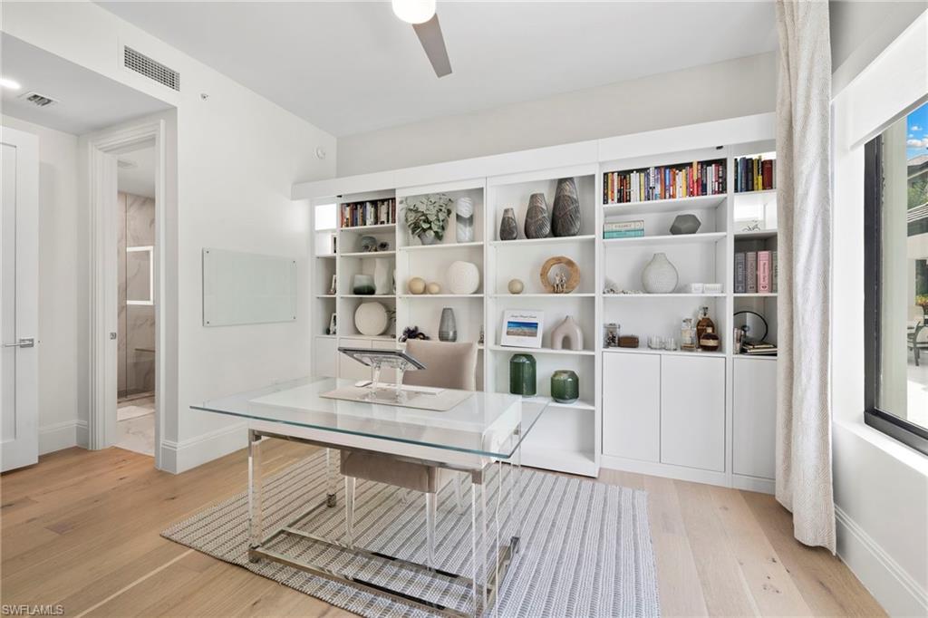 QUATTRO AT NAPLES SQUARE - Residential