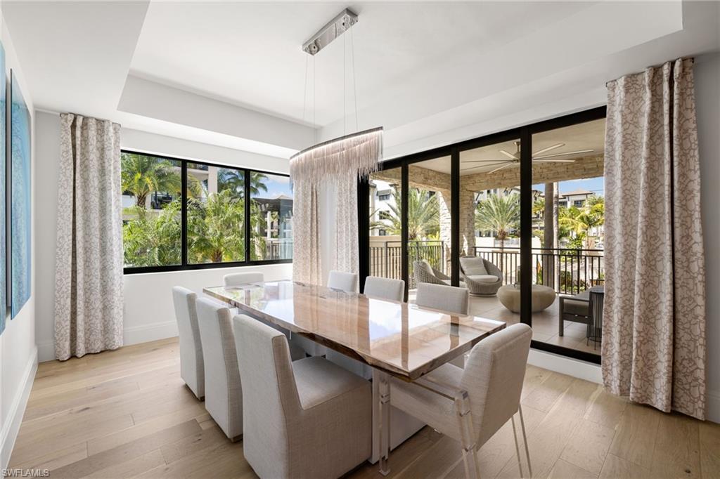 QUATTRO AT NAPLES SQUARE - Residential