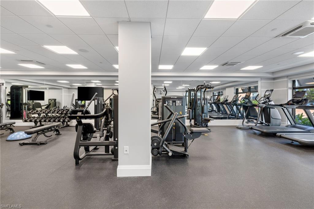 QUATTRO AT NAPLES SQUARE - Residential