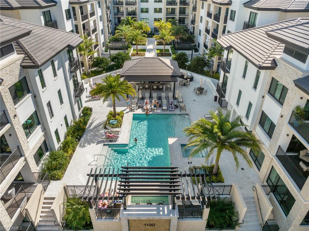 QUATTRO AT NAPLES SQUARE - Residential