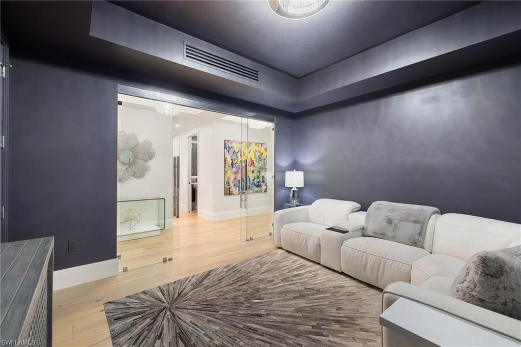 QUATTRO AT NAPLES SQUARE - Residential