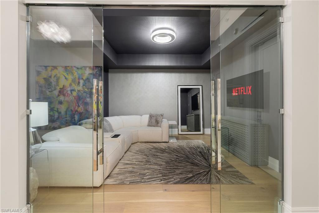 QUATTRO AT NAPLES SQUARE - Residential