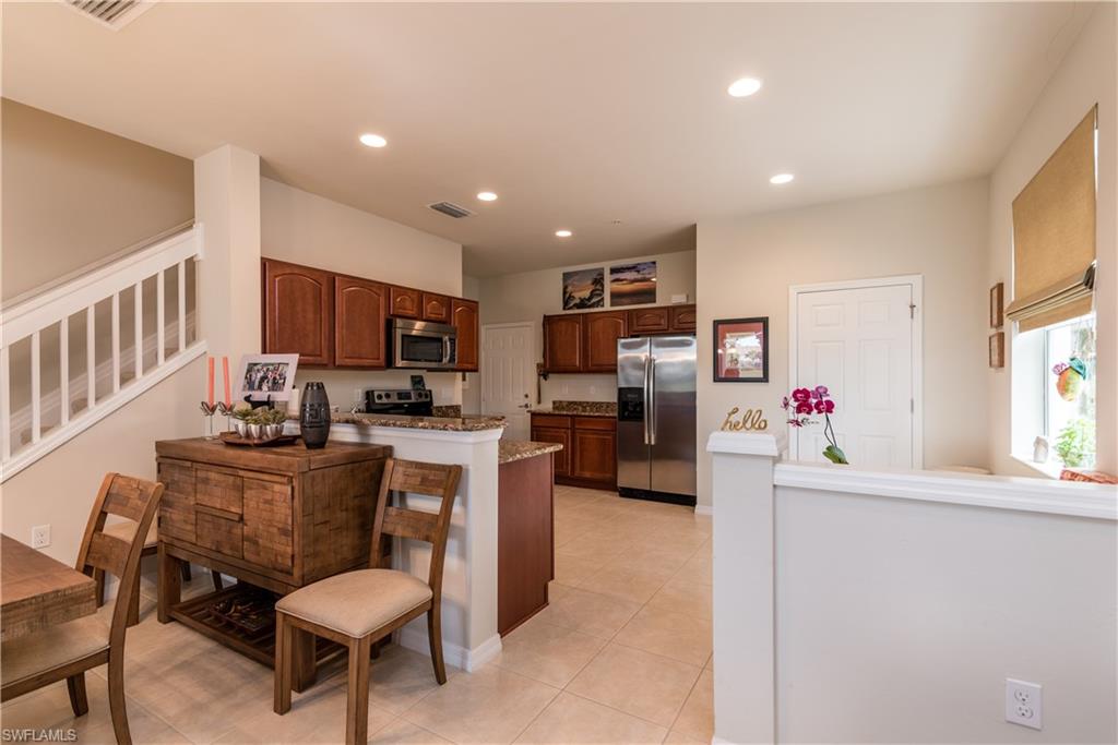 VERONA POINTE - Residential