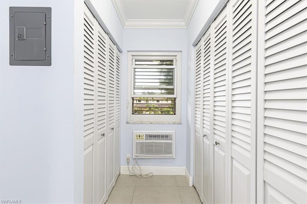 SOUTHWINDS APTS OF MARCO ISLAND - Residential