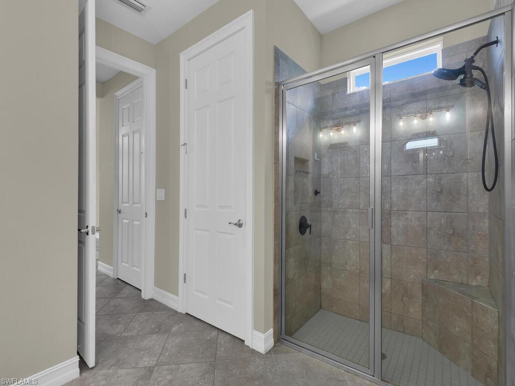 LINDSFORD - Residential