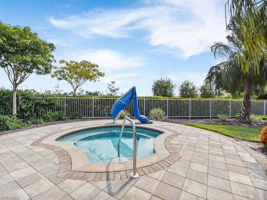 LINDSFORD - Residential