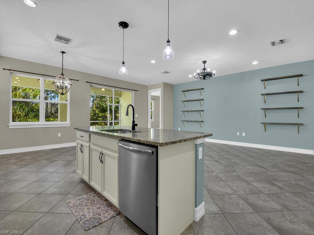 LINDSFORD - Residential