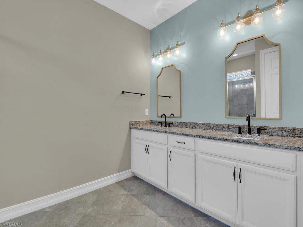 LINDSFORD - Residential