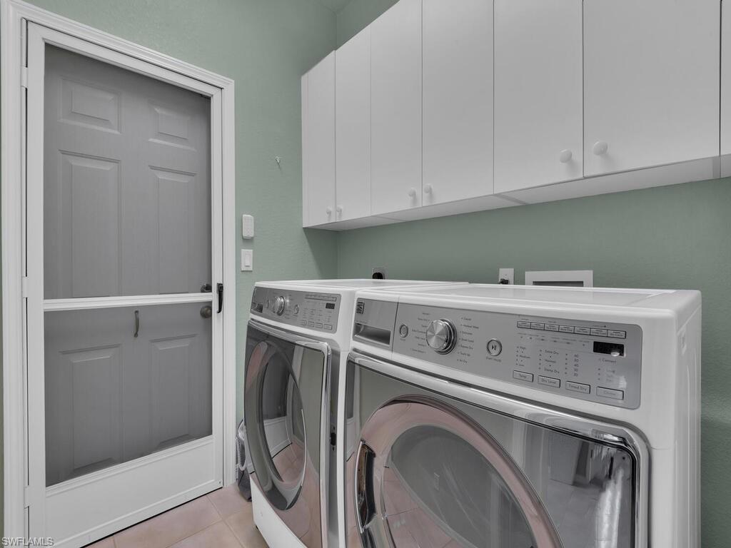 HIDDEN LAKES AT WOODS EDGE - Residential