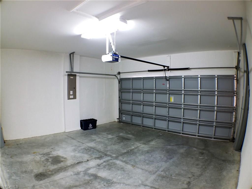 COPPER OAKS - Residential