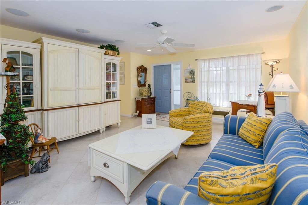 SOUTH POINTE SOUTH - Residential