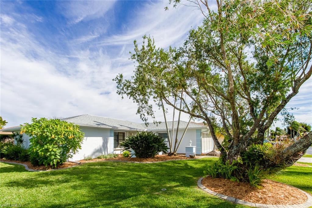 SOUTH POINTE SOUTH - Residential