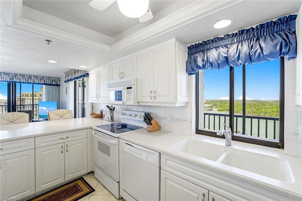 BAY HARBOR CLUB CONDO - Residential Lease