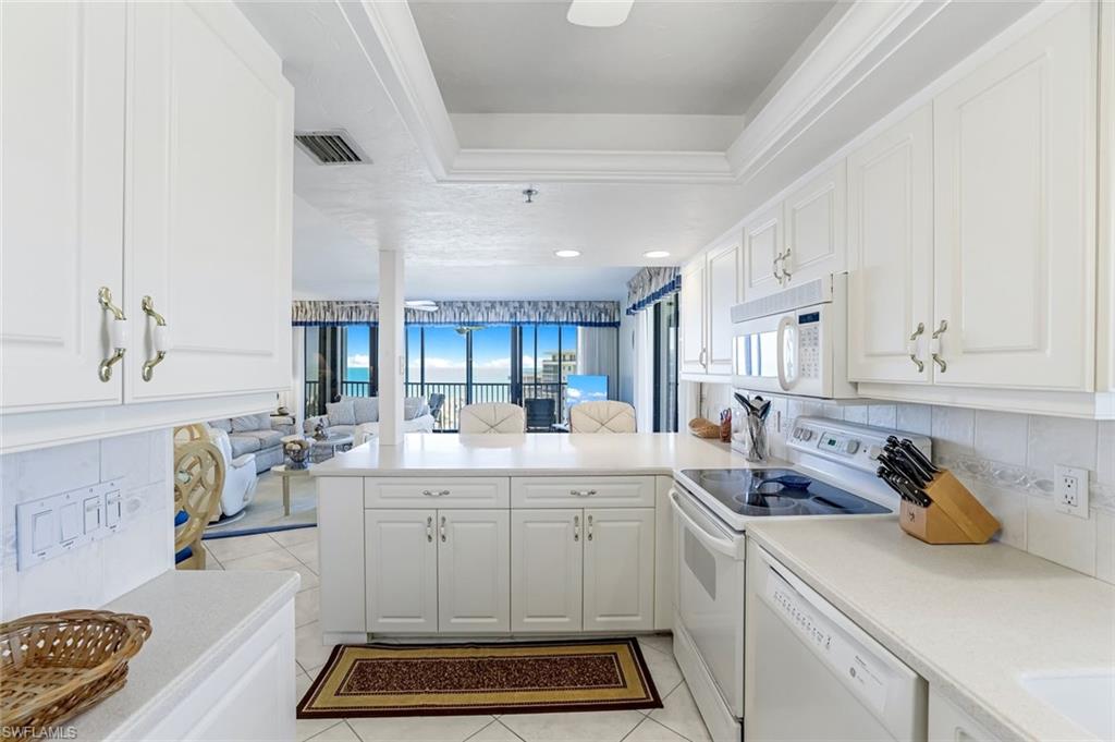 BAY HARBOR CLUB CONDO - Residential Lease