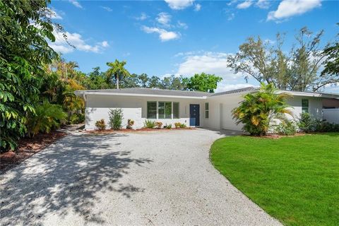 A home in NAPLES