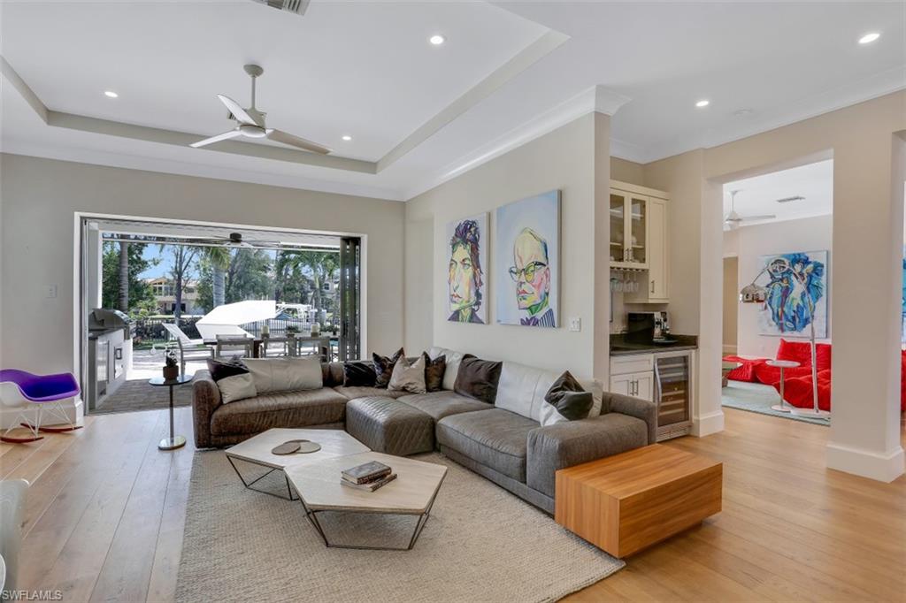 LANDINGS AT BEARS PAW - Residential