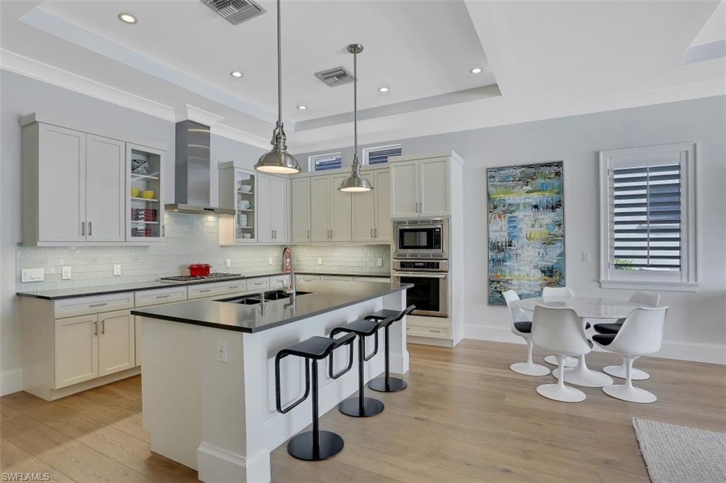 LANDINGS AT BEARS PAW - Residential