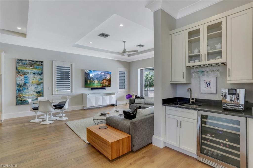 LANDINGS AT BEARS PAW - Residential