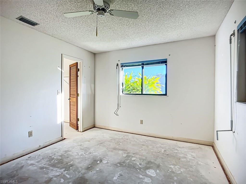 PINE ISLAND TROPICAL HOMESITES - Residential