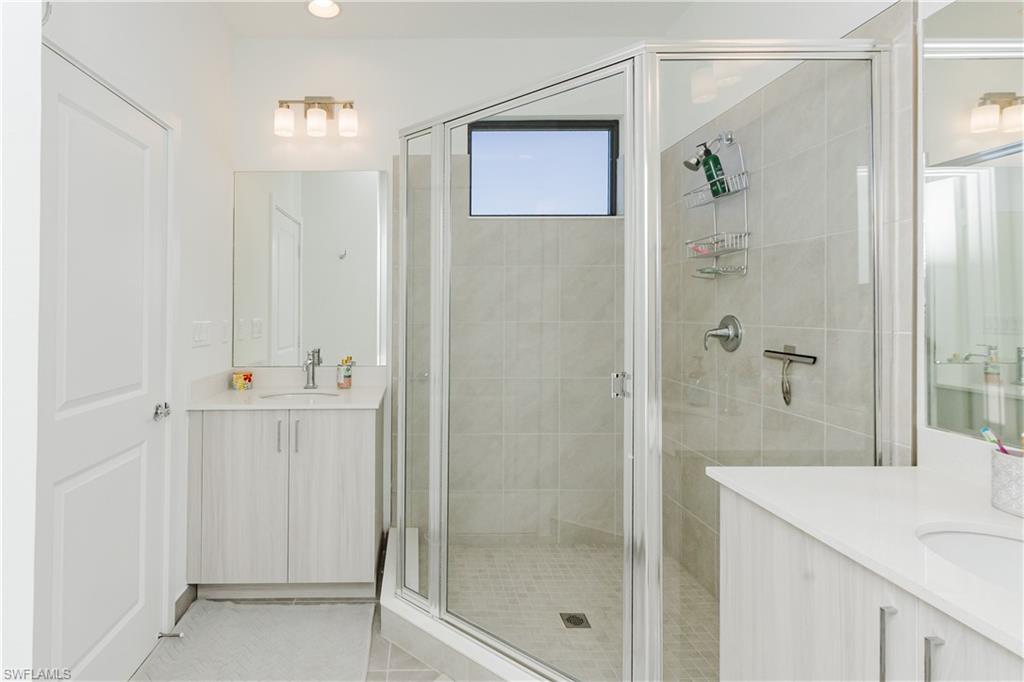 SILVERWOOD - Residential Lease