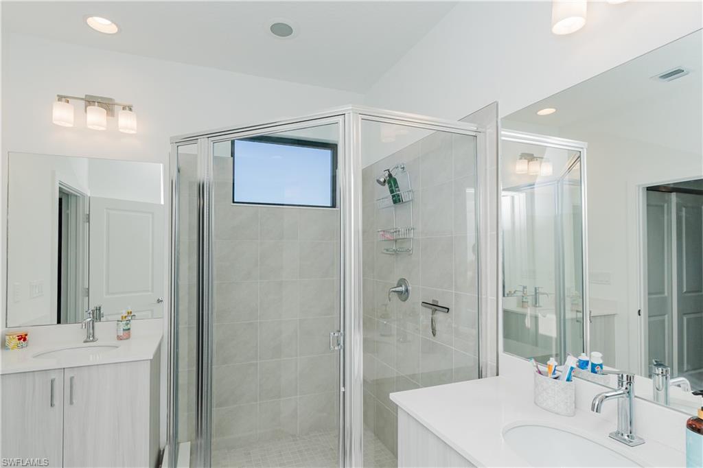 SILVERWOOD - Residential Lease