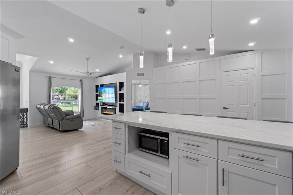 GOLDEN GATE ESTATES - Residential