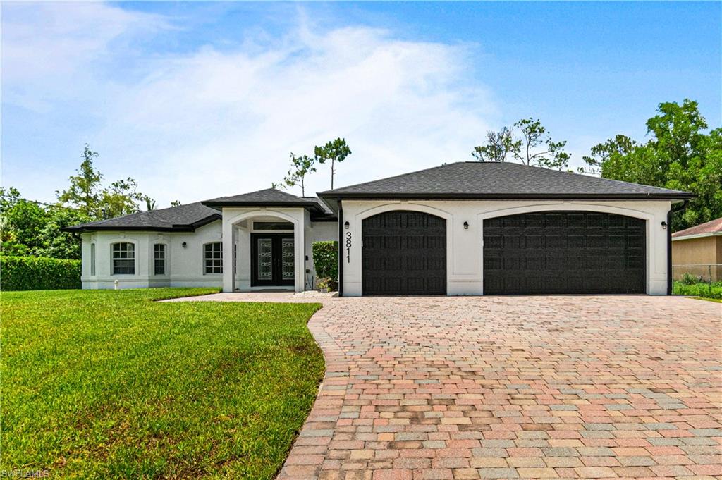 GOLDEN GATE ESTATES - Residential