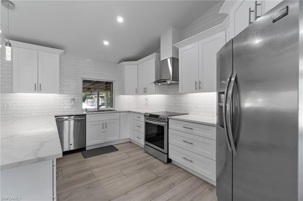 GOLDEN GATE ESTATES - Residential