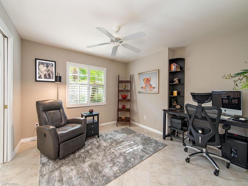 SPINNAKER POINTE - Residential