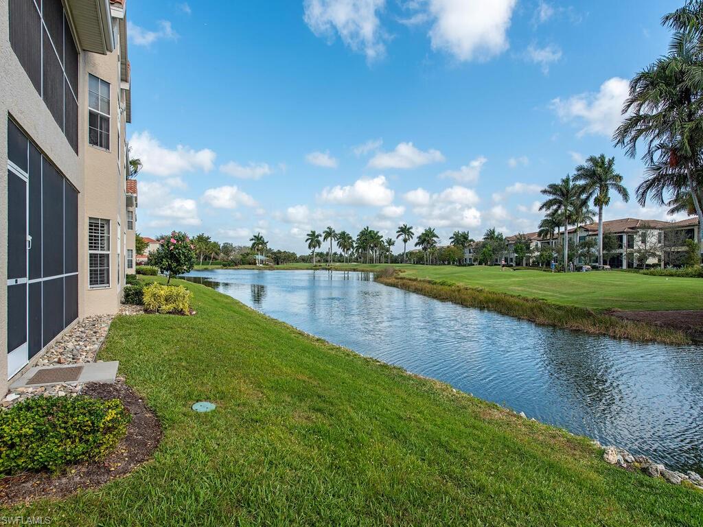 SPINNAKER POINTE - Residential