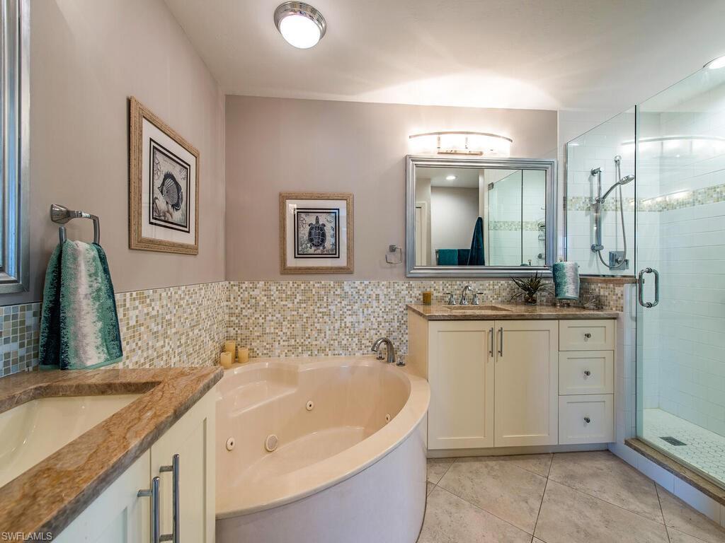 SPINNAKER POINTE - Residential